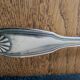 Pie shovel