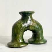 Sculptural vase in glazed ceramic from Tamegroute.