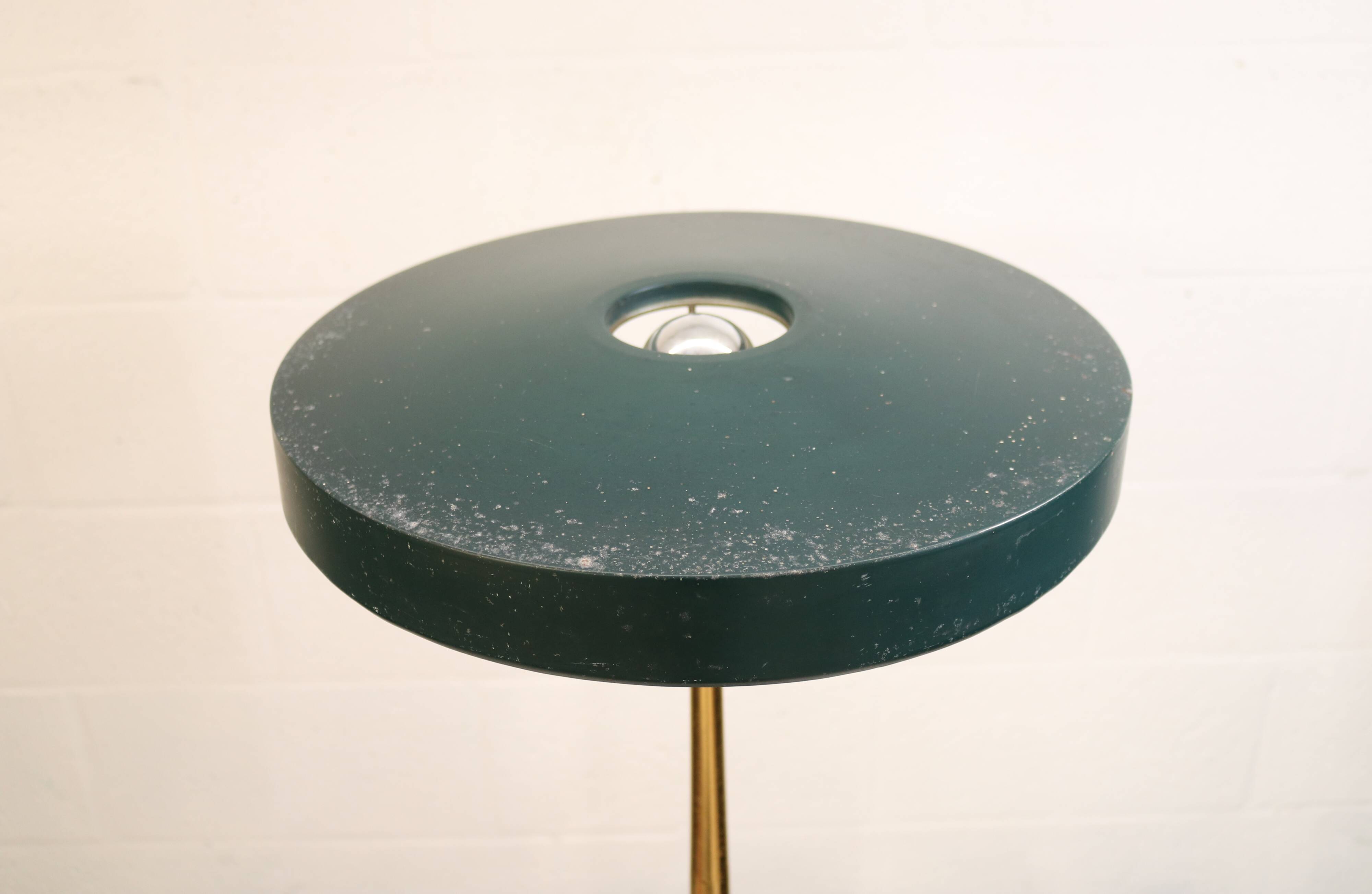 Midcentury Louis Kalff desk lamp *** Model Timor 69 dark green *** Philips