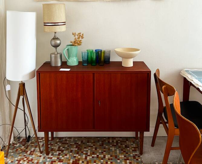 Buffet enfilade étroite scandiinave en teck