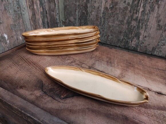 Set of 6 vintage English oval snack plates Active