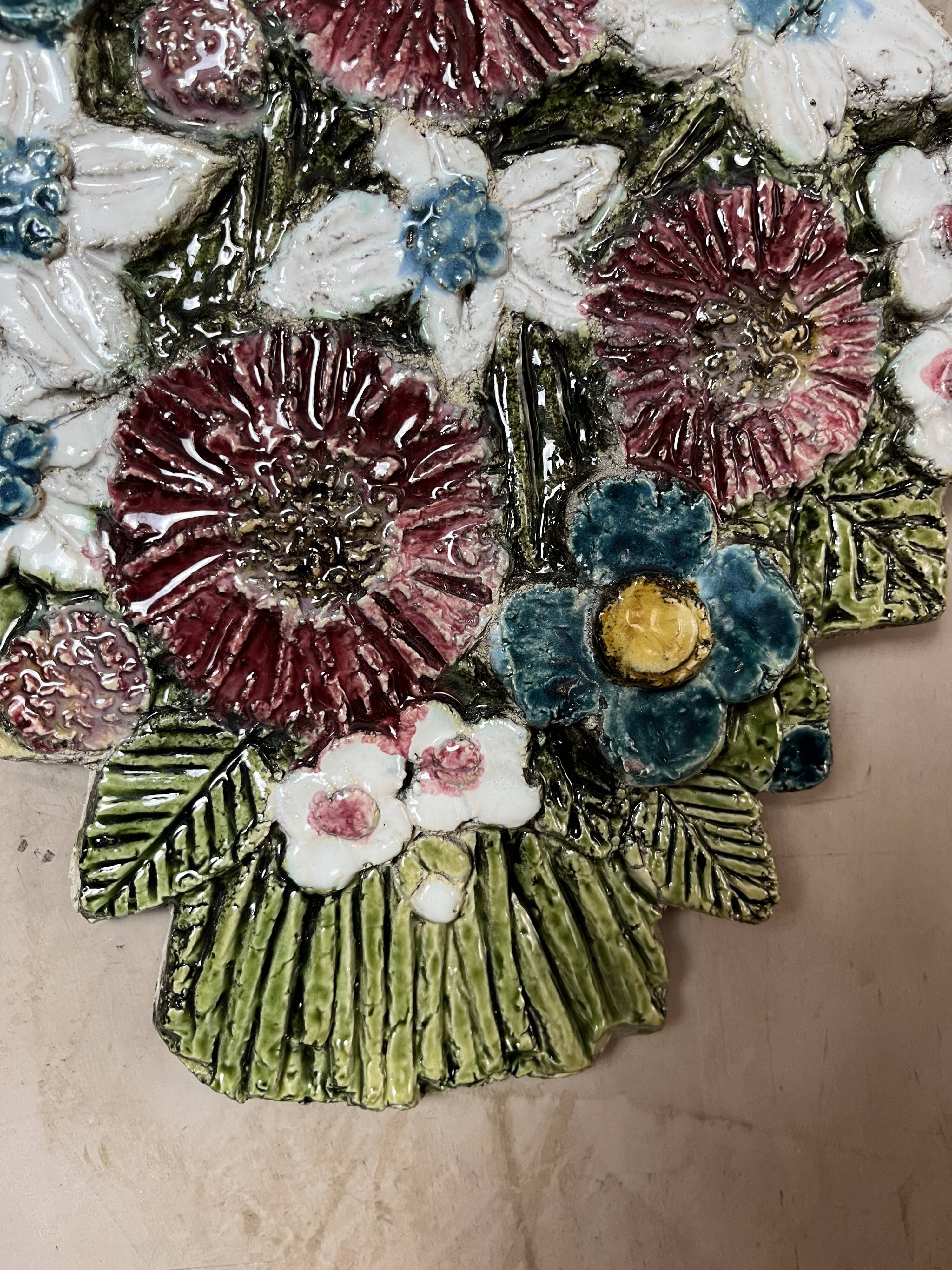 Ceramic wall decoration