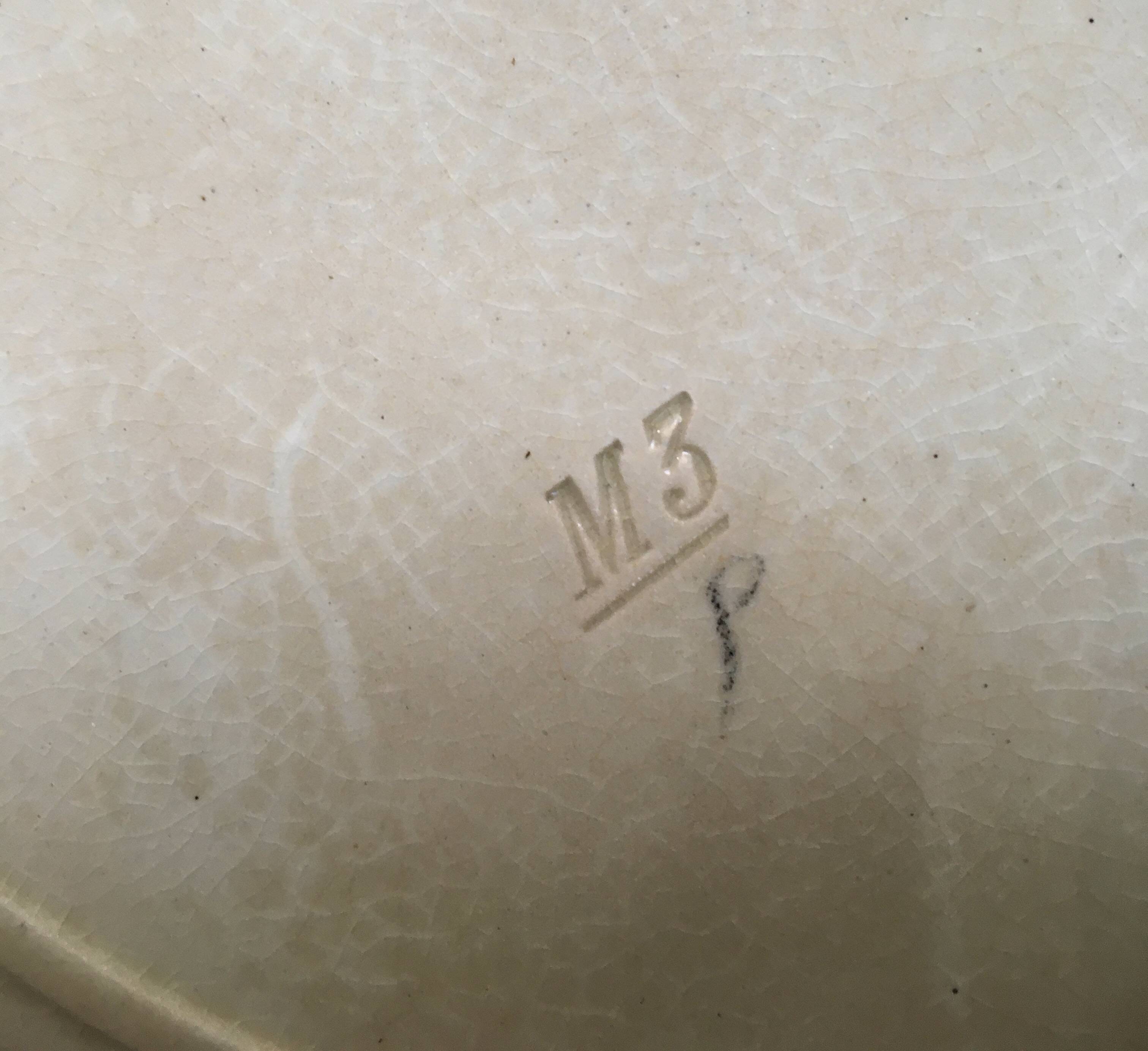 19th century majolica plate Hen and Chicks Choisy Le Roi