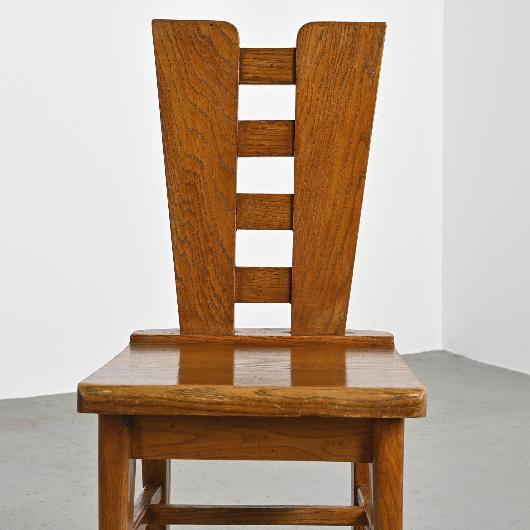 Ensemble de six chaises en chêne par Henry Jacques Le Même, France vers 1940