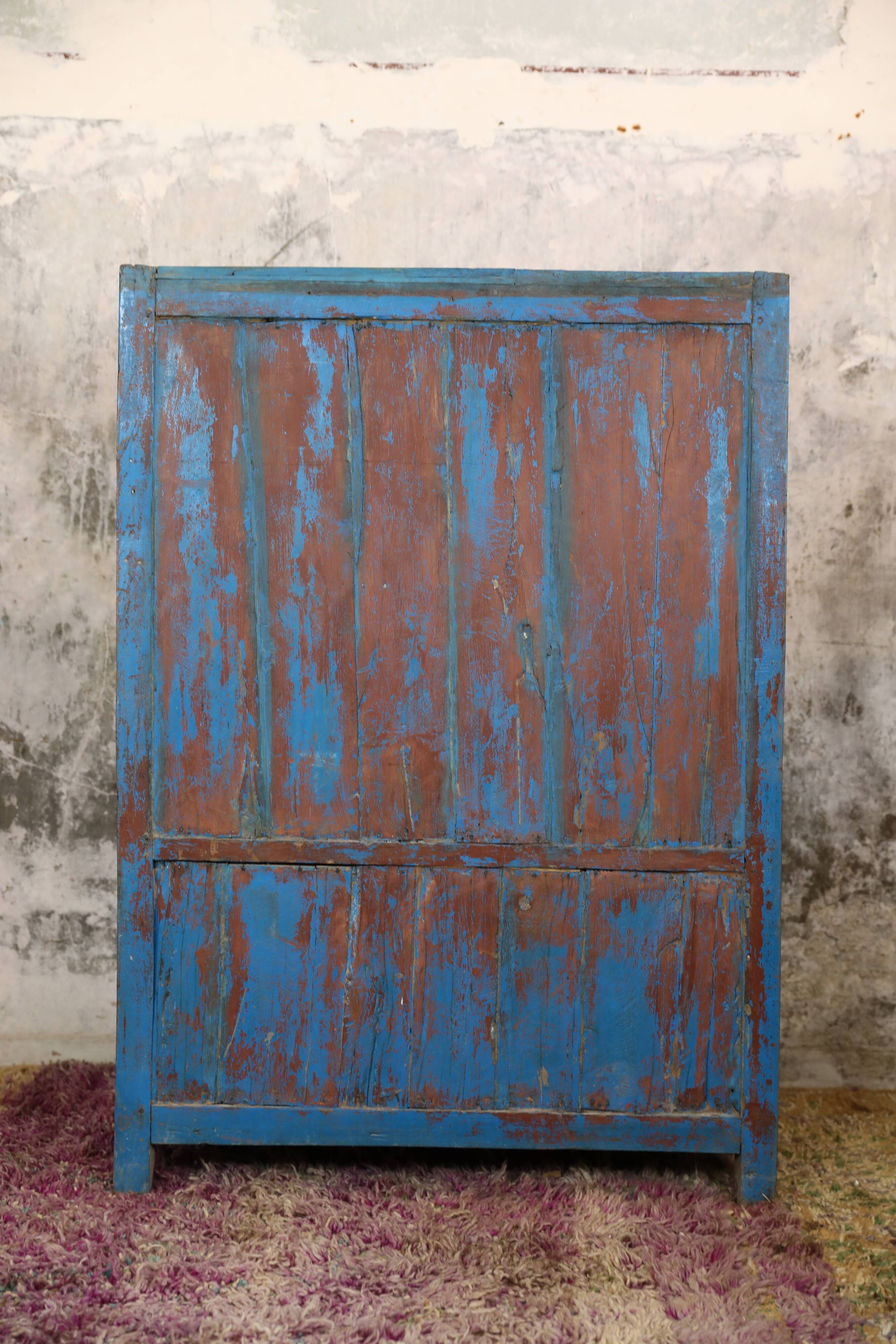 Low Indian wardrobe 4 doors 3 levels, unique room