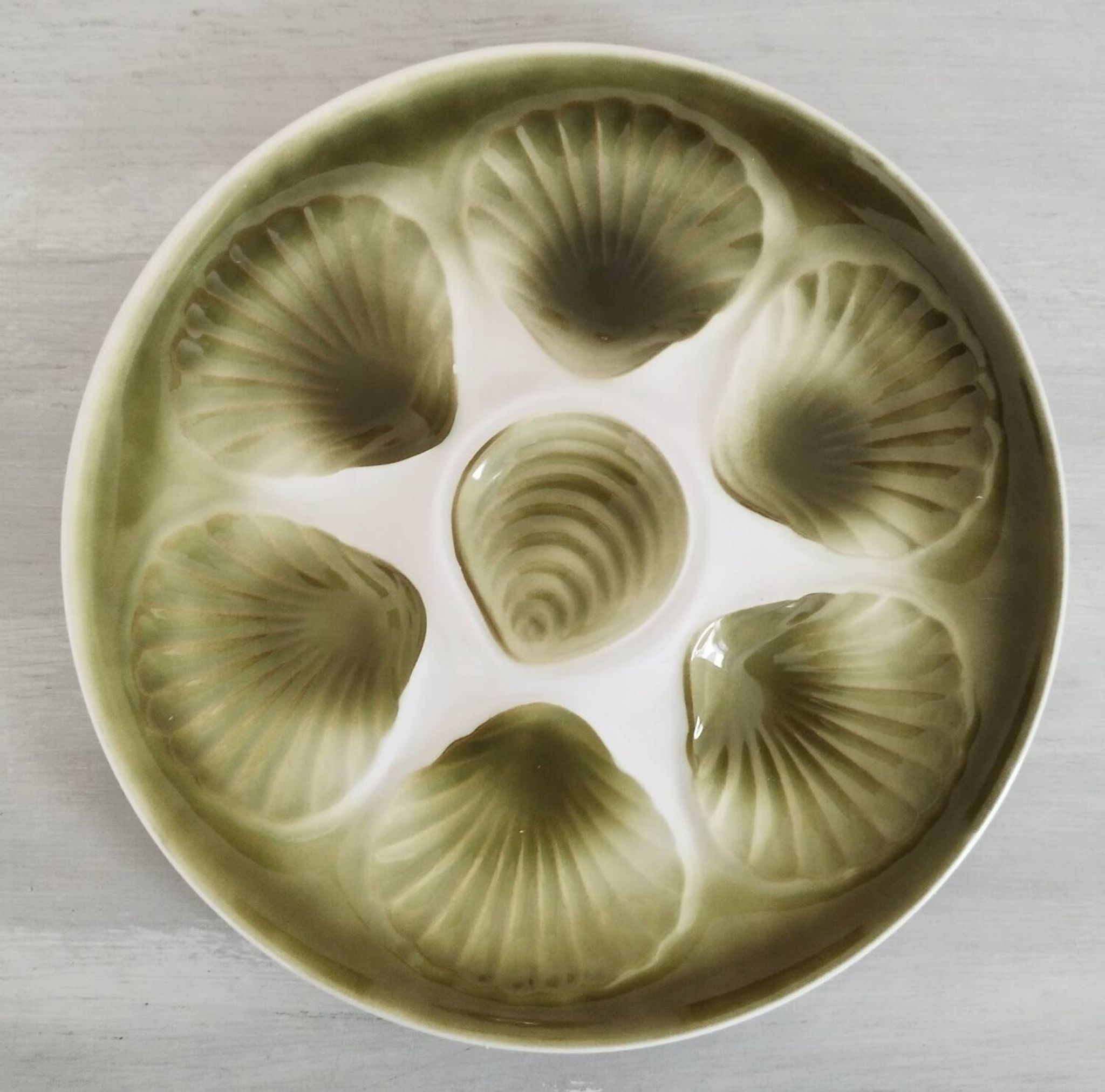Plates Oysters Shellfish Earthenware Moulin des Loups Orchies