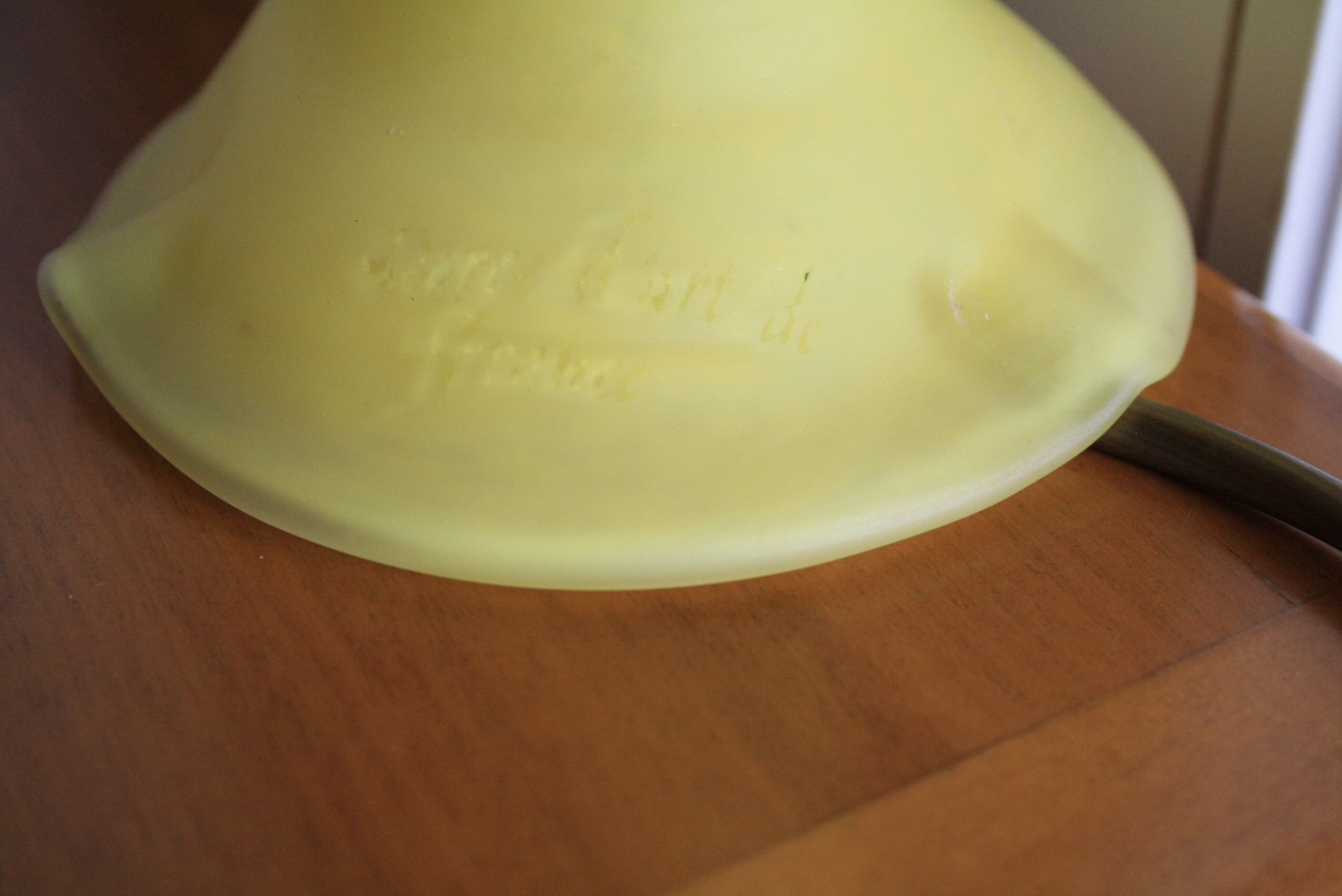Lampe champignon verre soufflé signée jaune 1970'