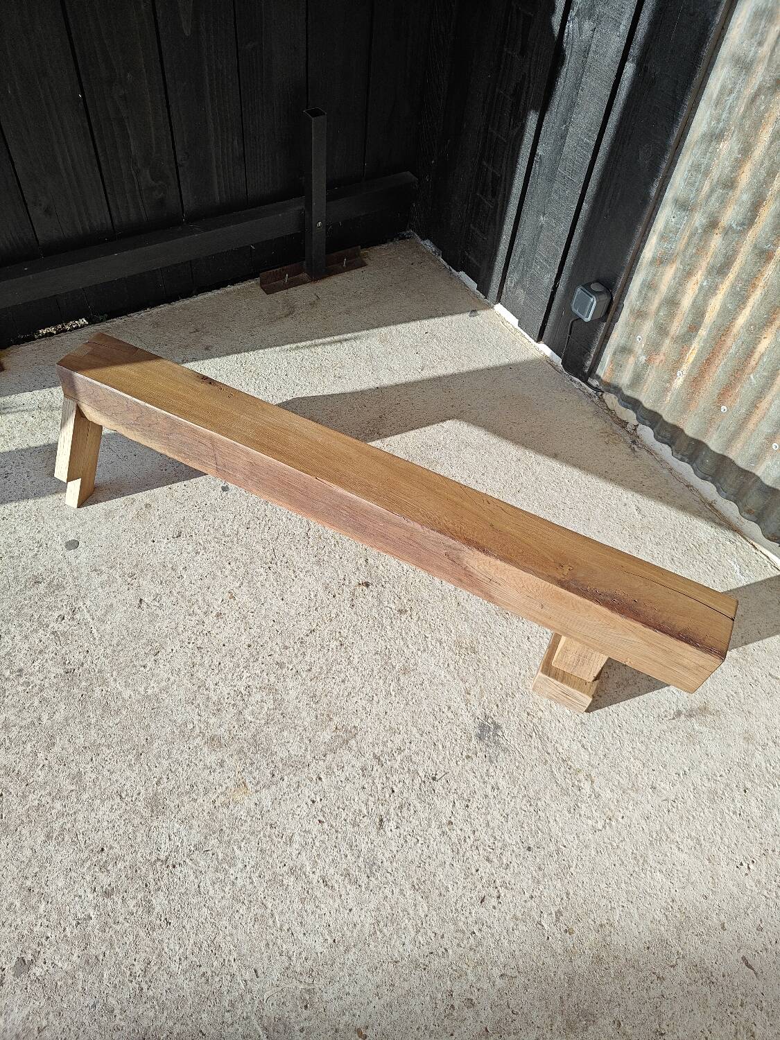 Artisanal oak beam entrance bench