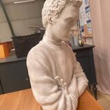 Man bust statue