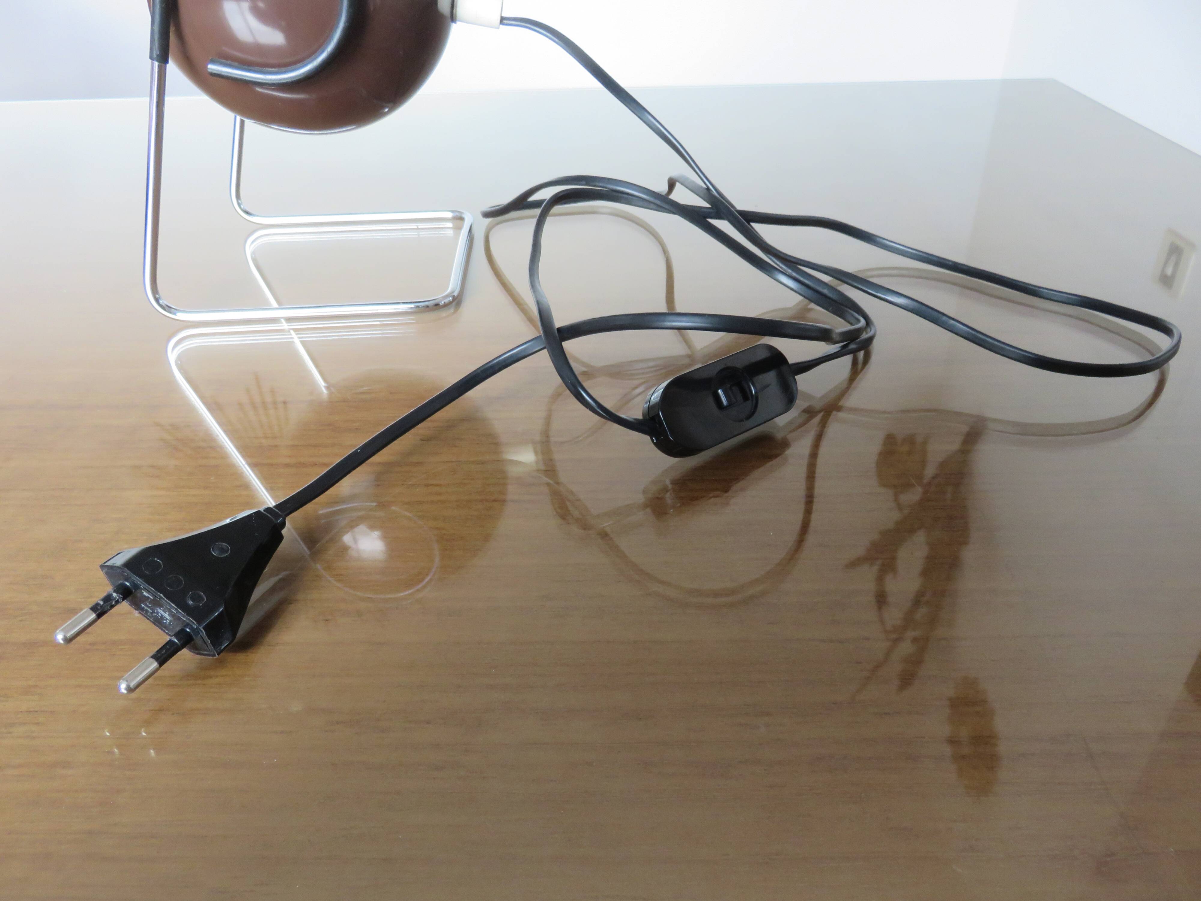 "Eye ball" table lamp from the 70s