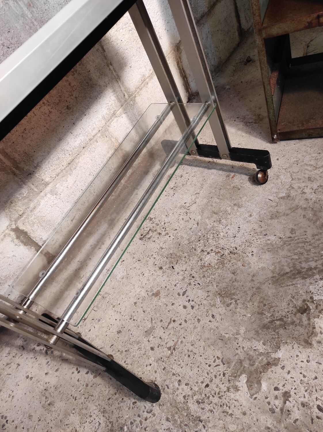 1970 glass and metal service