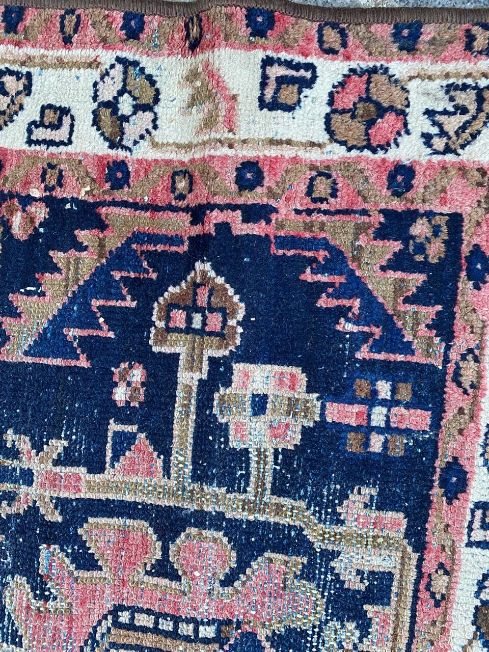 Ancient Persian carpet Hamadan handmade 94x145 cm