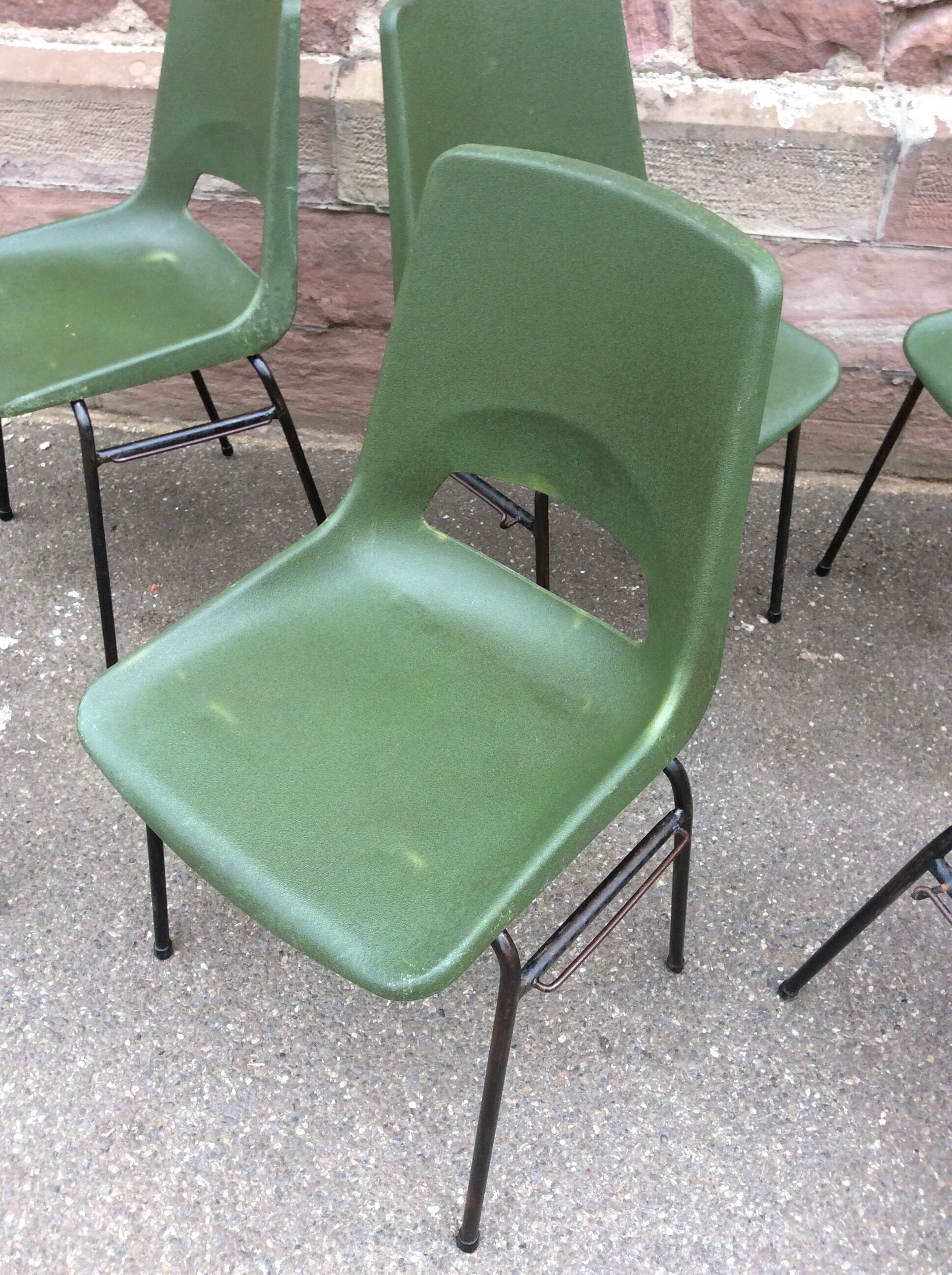 Vintage metal & plastic design chairs 1960 grosfillex