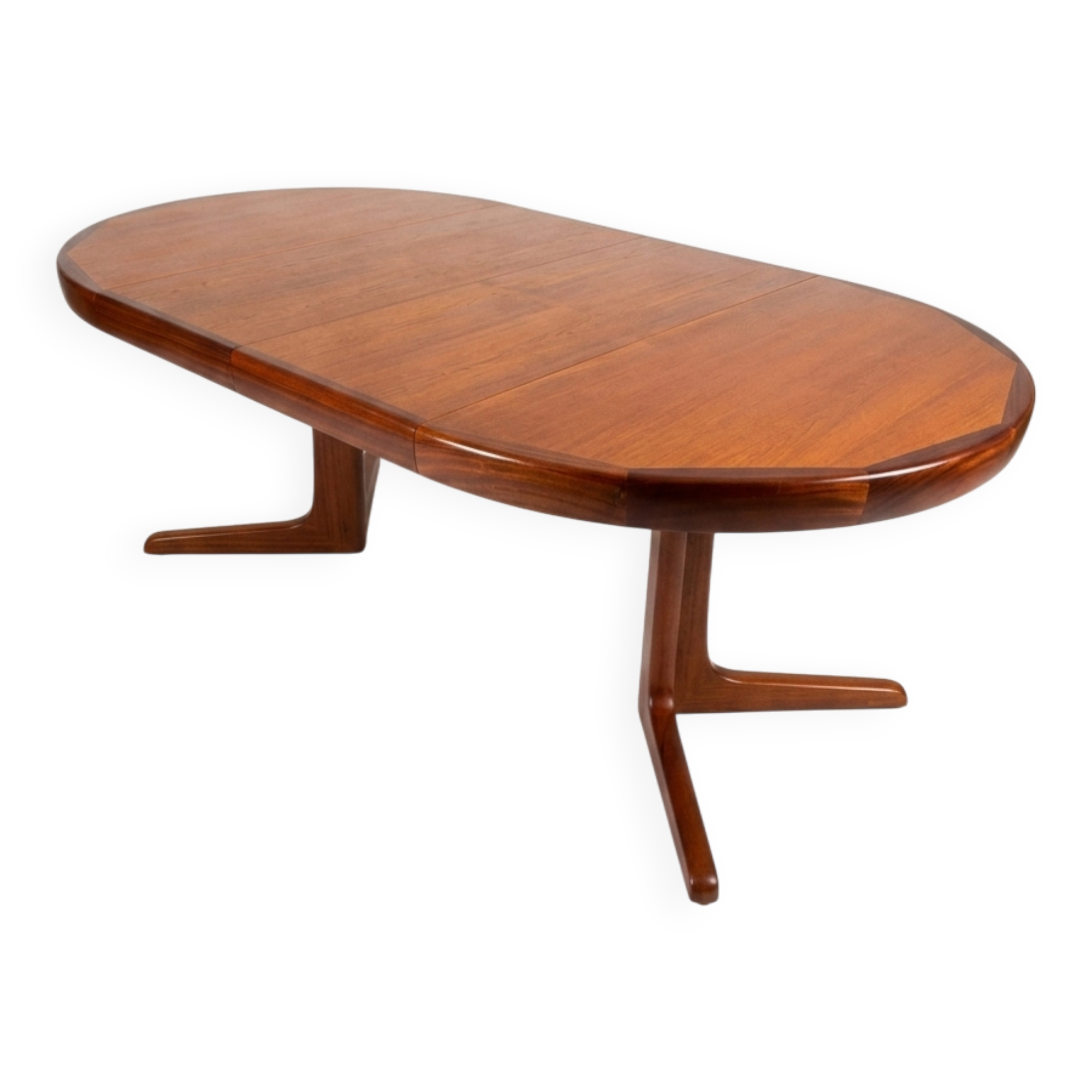 Baumann extendable table in teak from the 1960s.