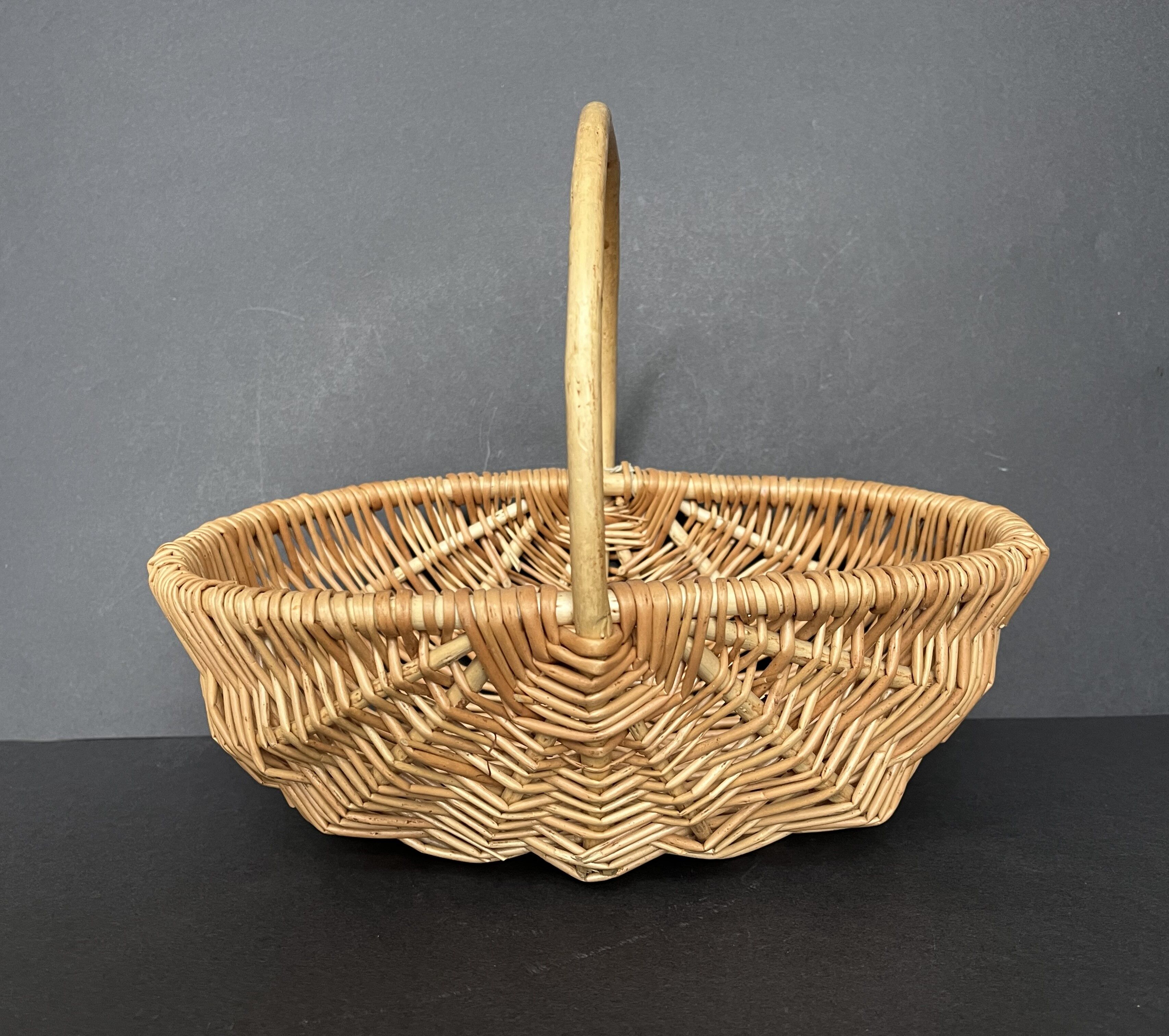 Wicker basket