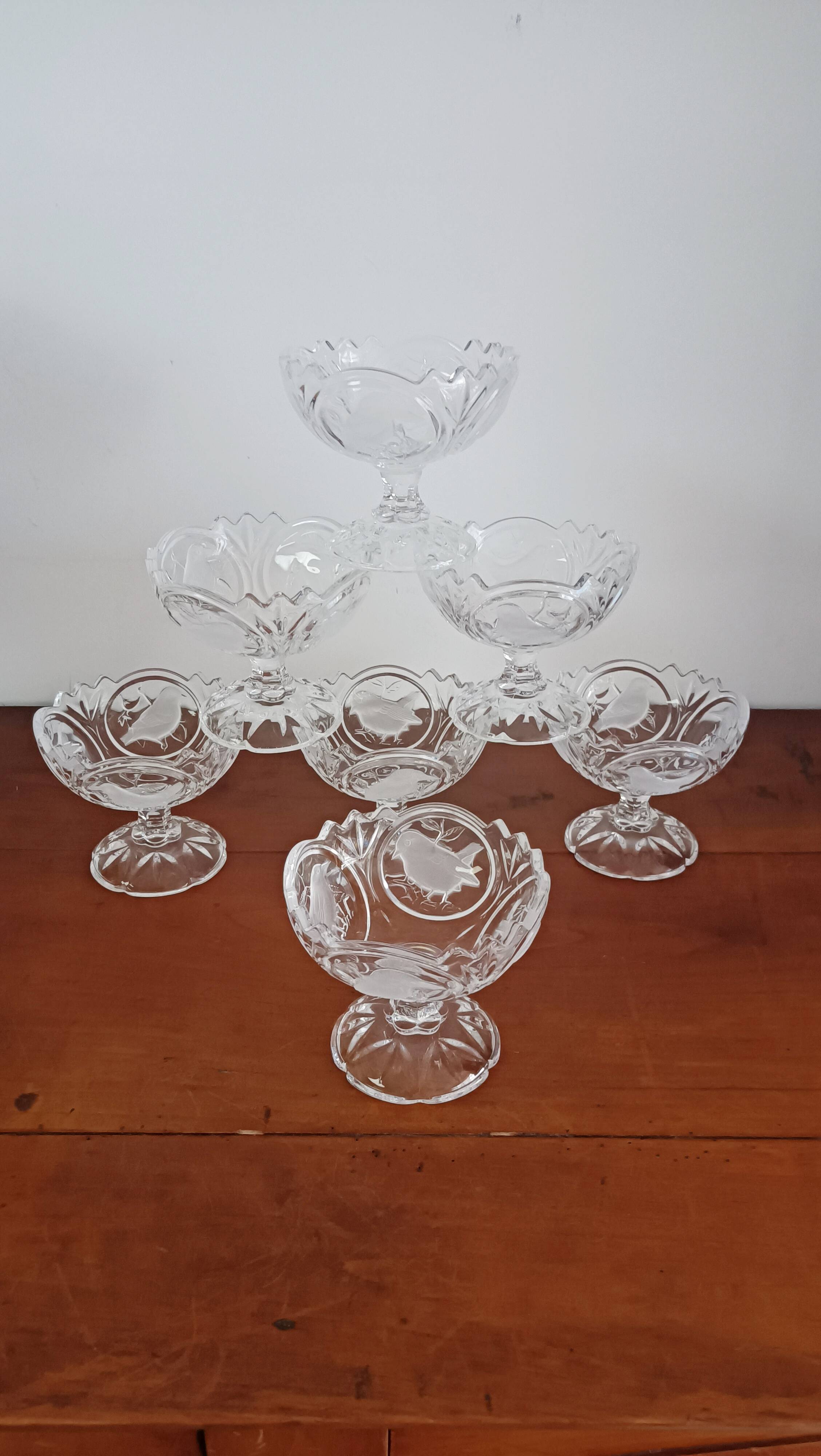 Set of 7 Arques crystal dessert bowls, Passereaux, bird decor