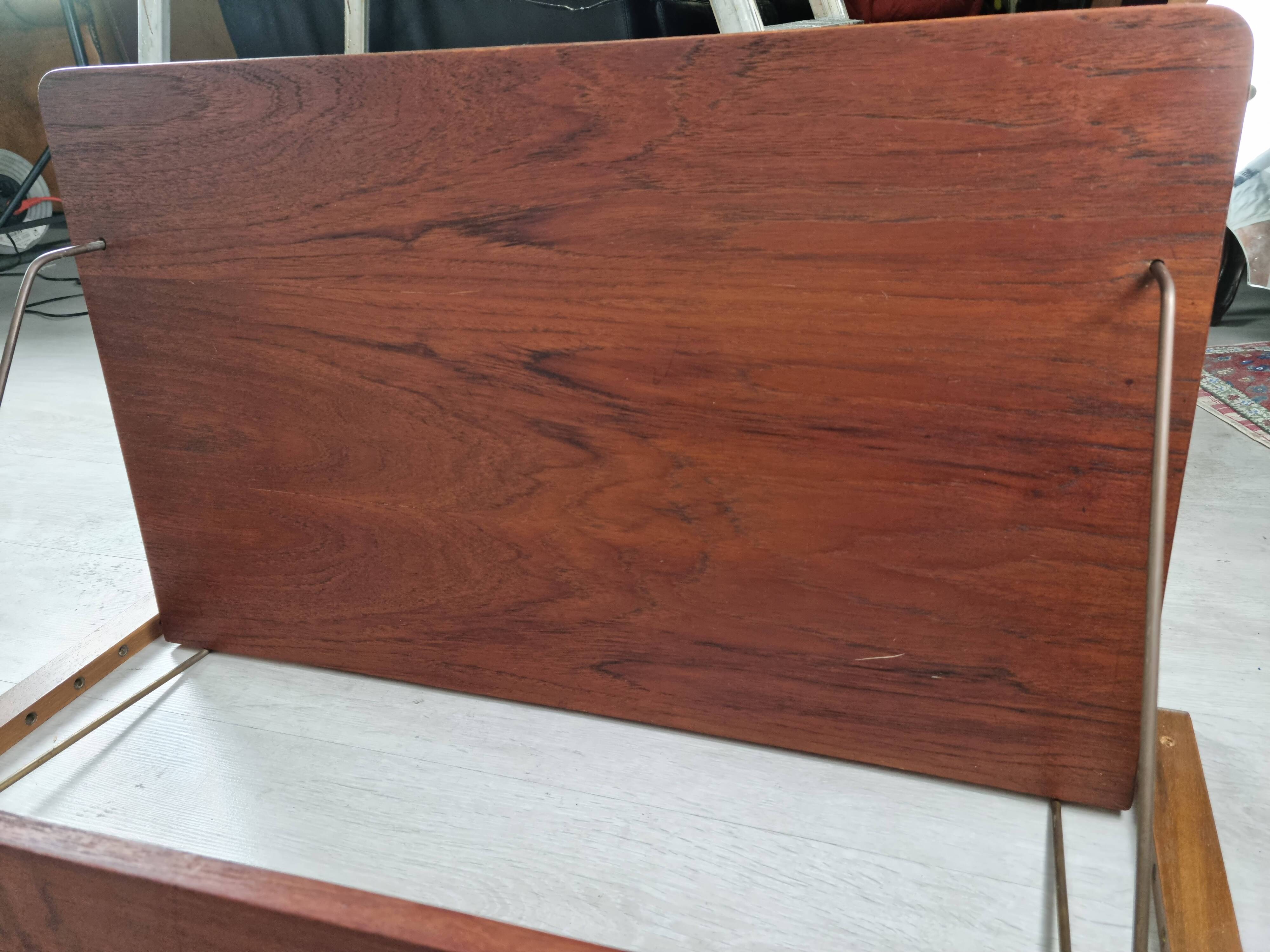 Wall shelf Royal cadovius poul system