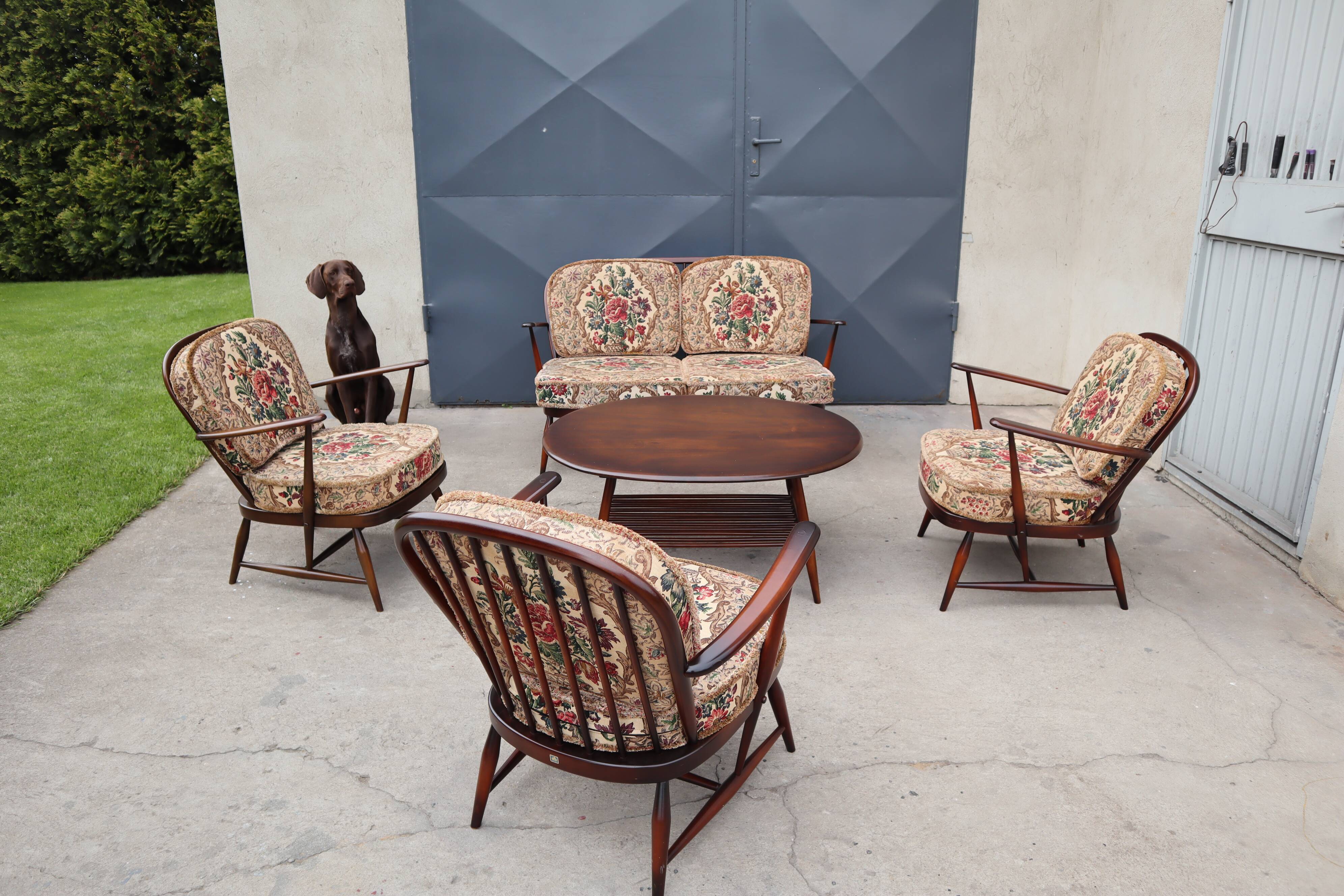 Set by Lucian Ercolani for Ercol, 1960