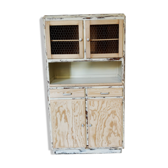 Ancien buffet de cuisine