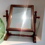 Reclining wood mirror to be laid