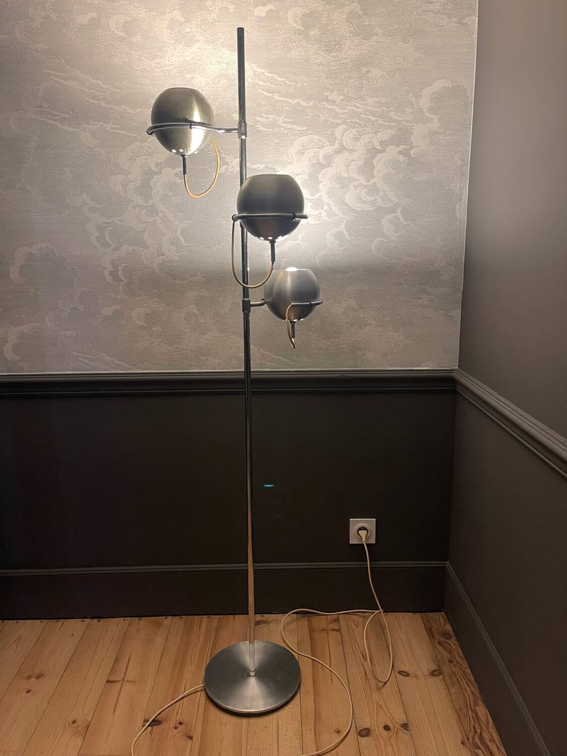 Monix eye ball floor lamp for Étienne Fermigier