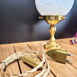 Clichy globe brass lamp