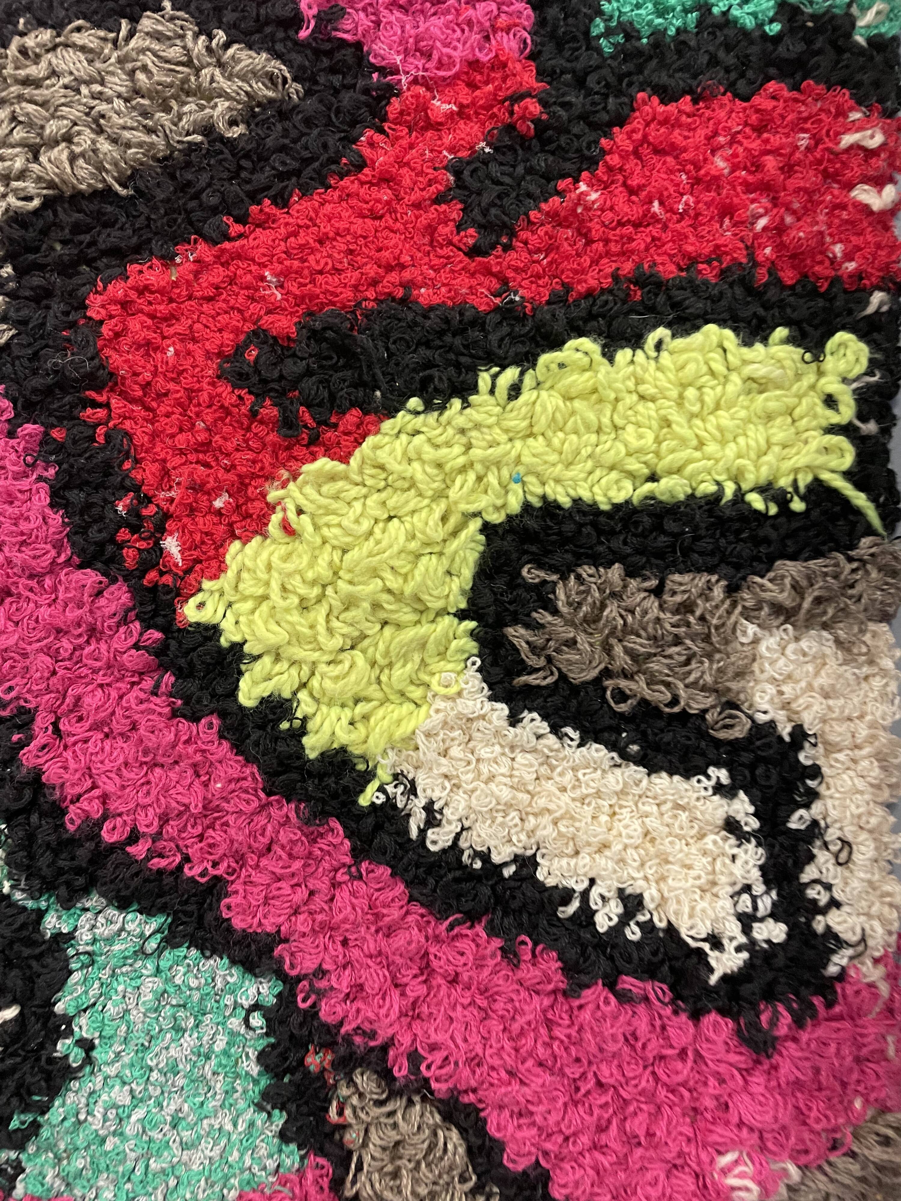 Handmade wall decoration rug 45x70 cm