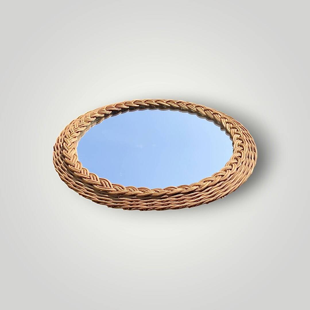 Small vintage round wicker wall mirror – 25 cm