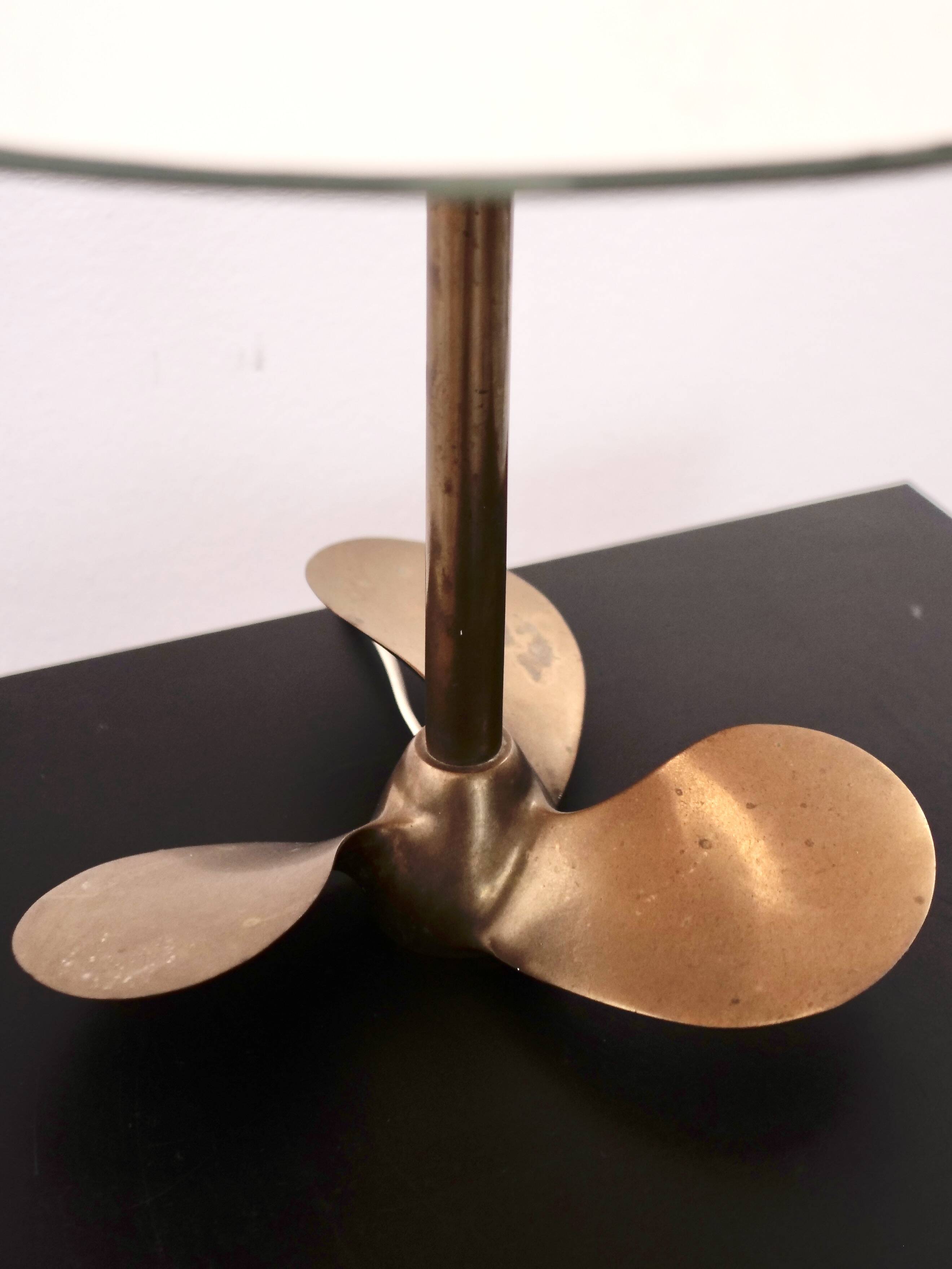 Solid brass helix lamp