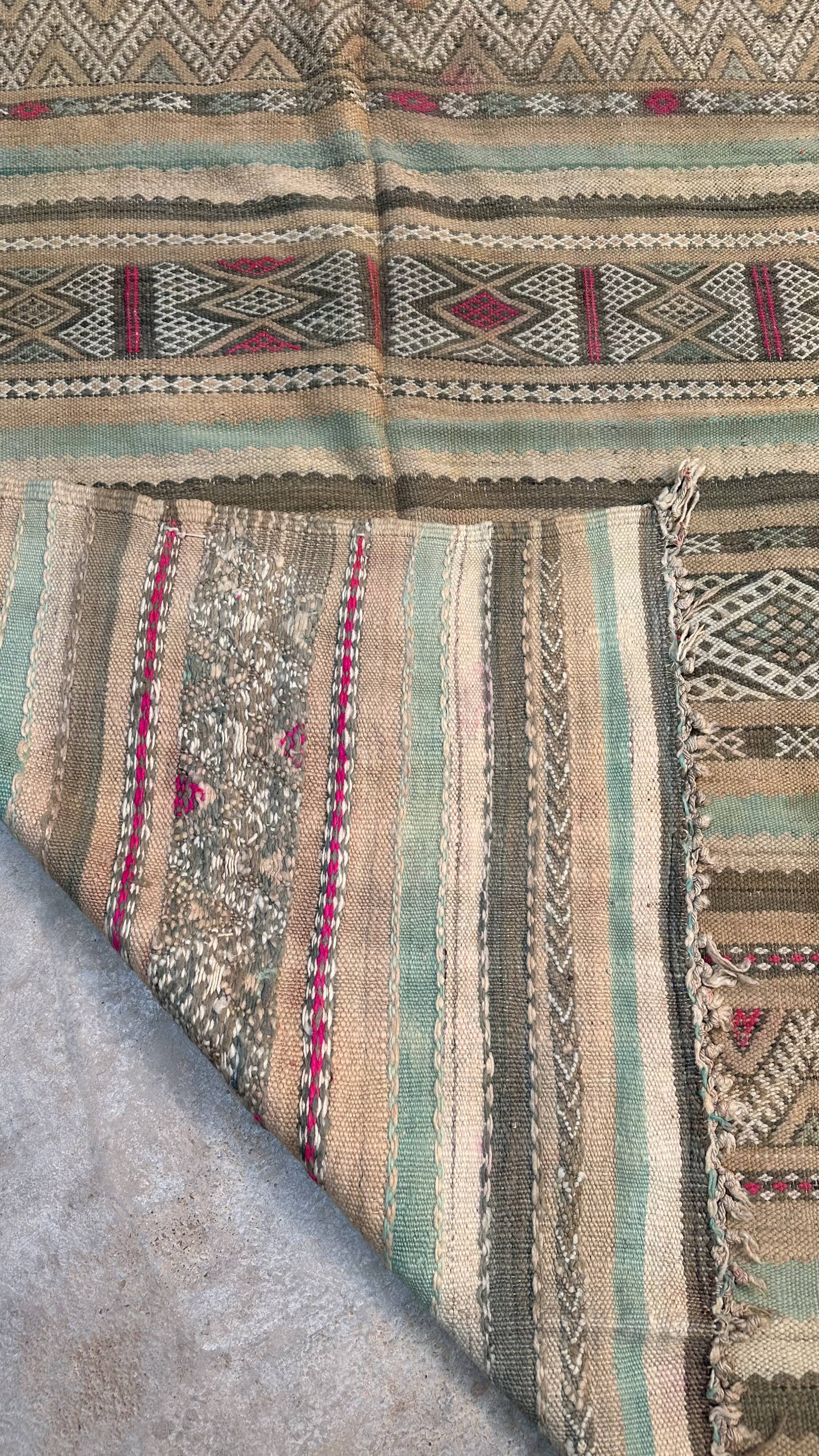 Moroccan kilim zayan rug - 340 x 167 cm