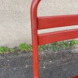 2 chaises style Tolix en métal rouge, France 1950