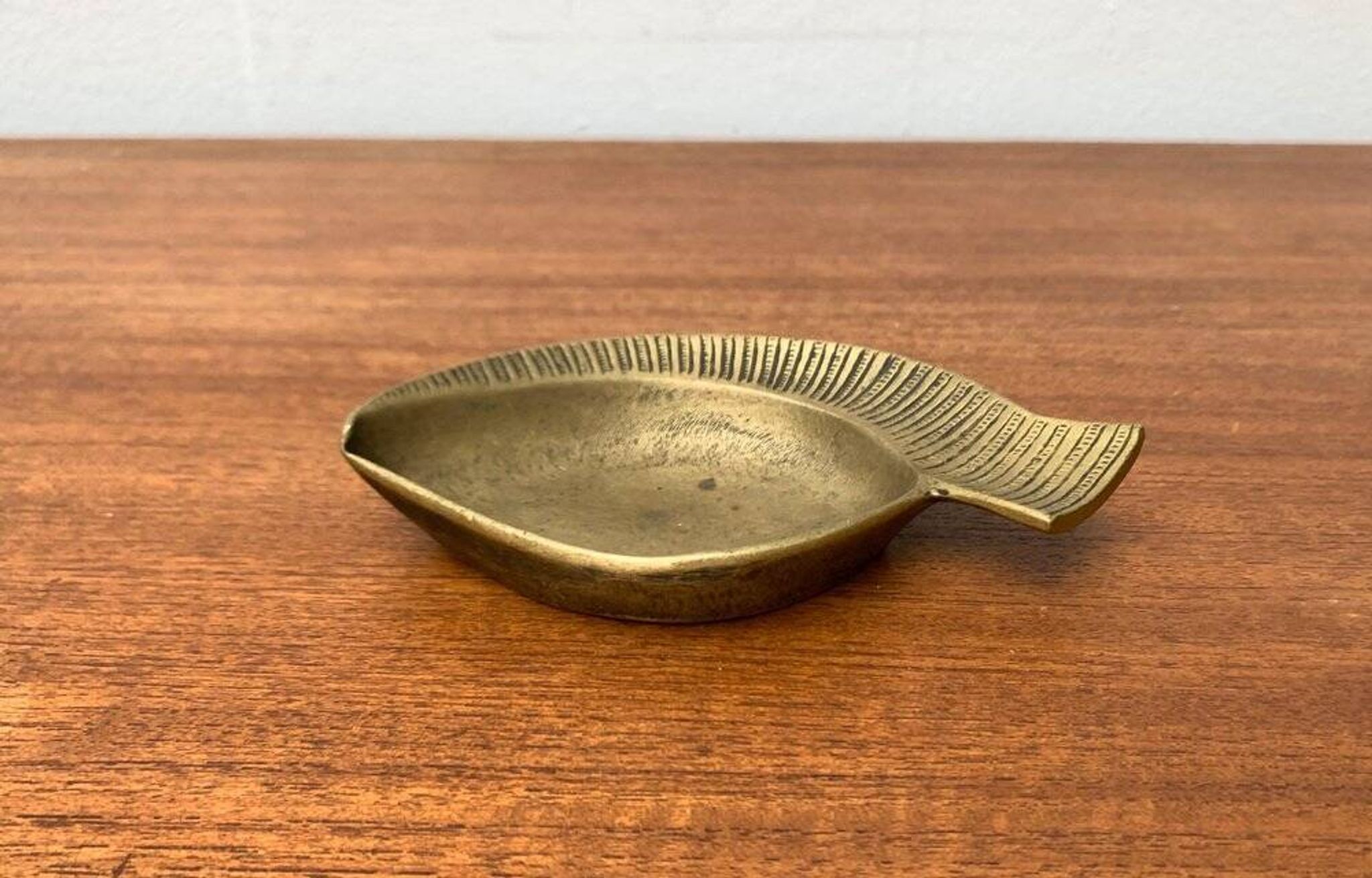 Bronze ashtray from the mid-century, 1950s.