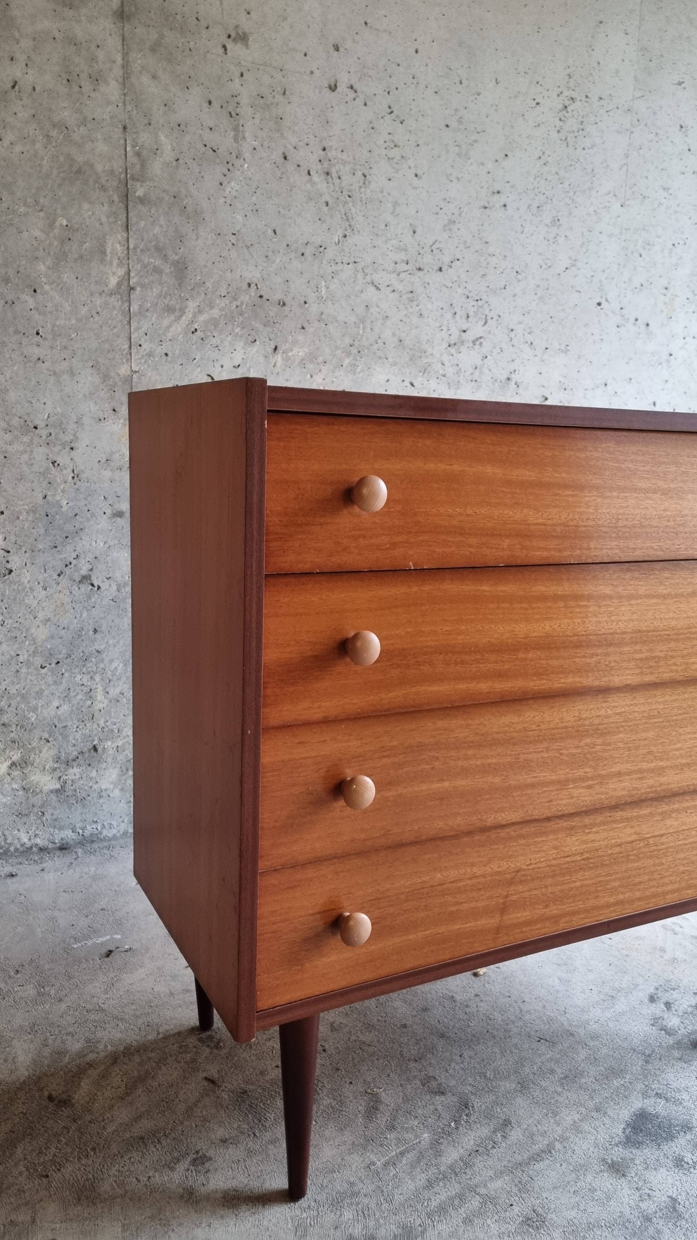 Vintage chest of drawers