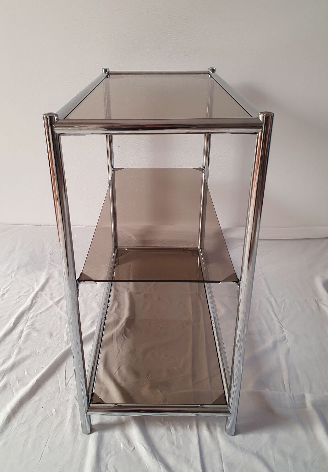 Console design 3 étagères chrome et verre fumé