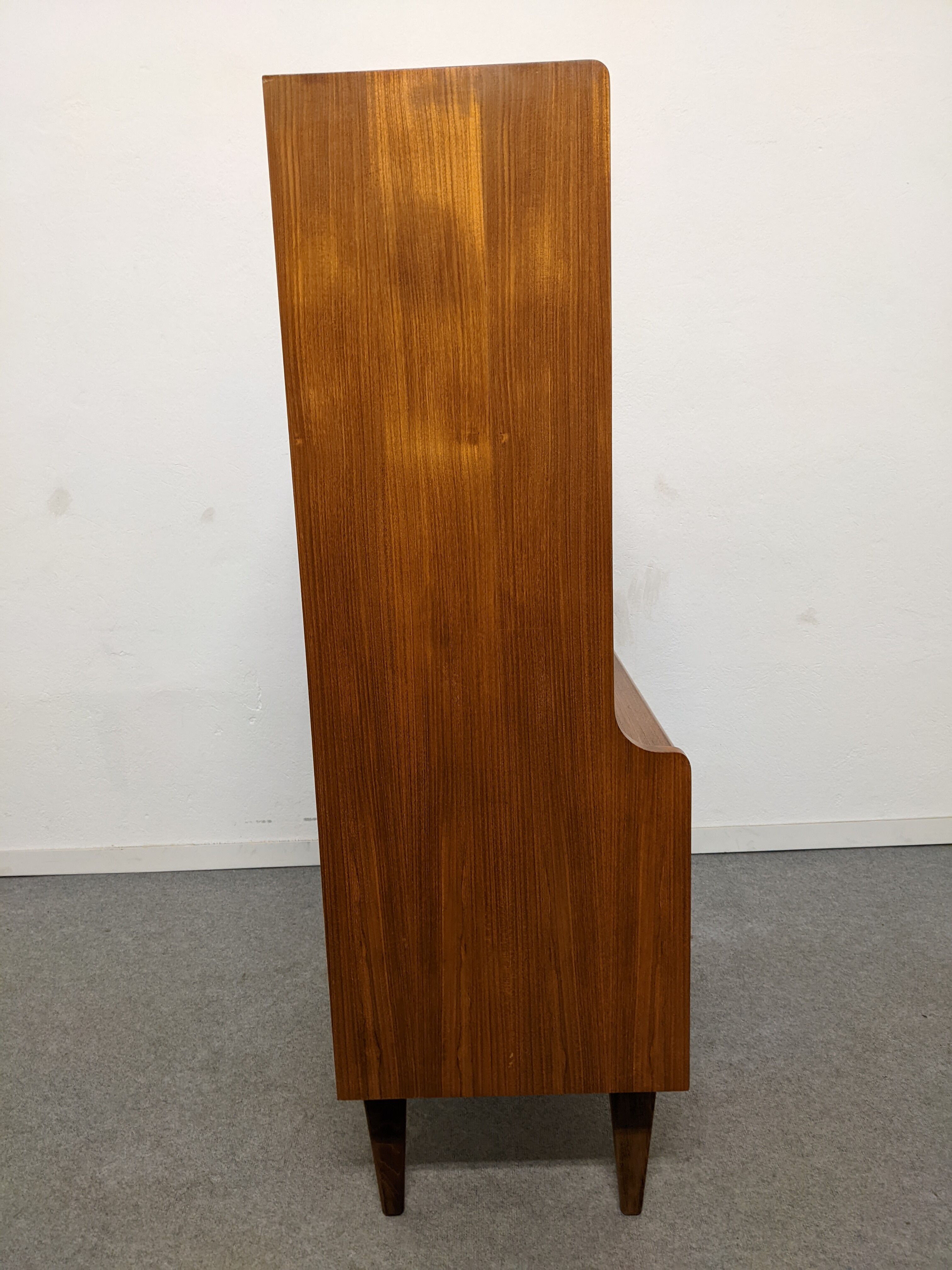 Vintage teak chest of drawers from the 50s/60s