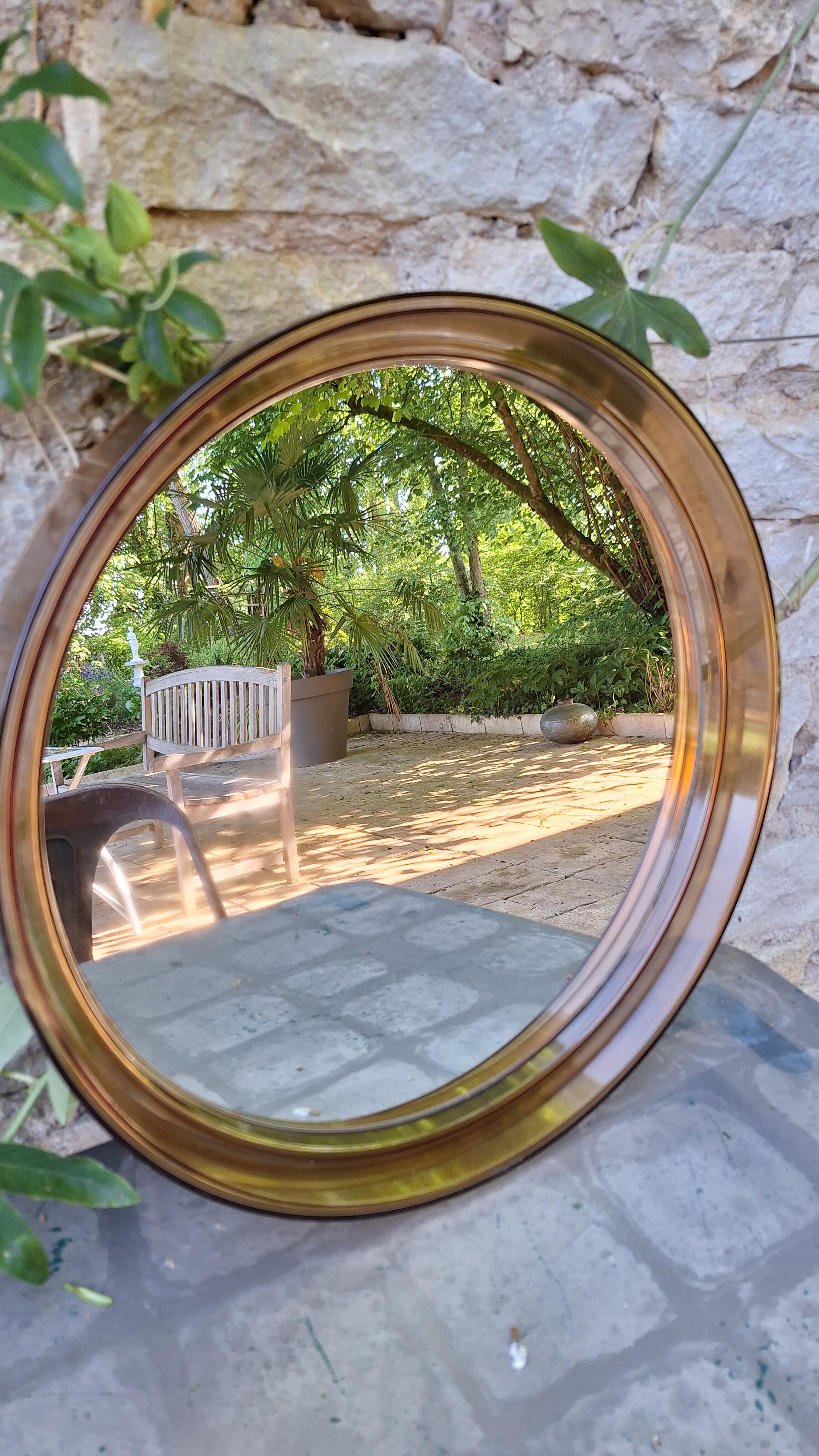 Gilac Mirror