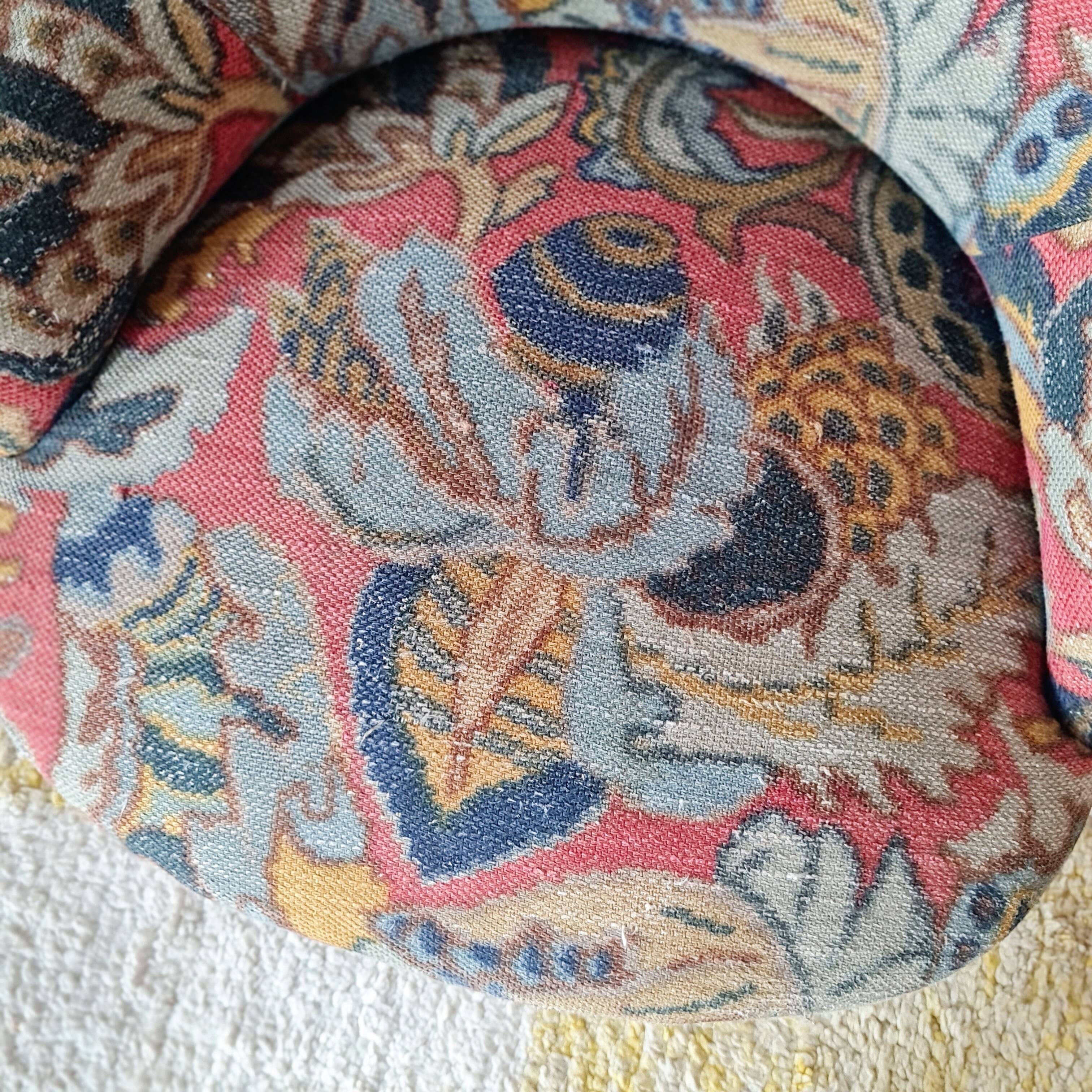 Small "madame" toad chair, vintage, upholstered in multicoloured floral fabric.