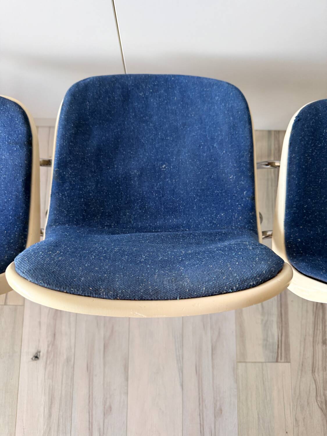 Set of 4 vintage Cojar chairs – Fermigier design – National Furniture