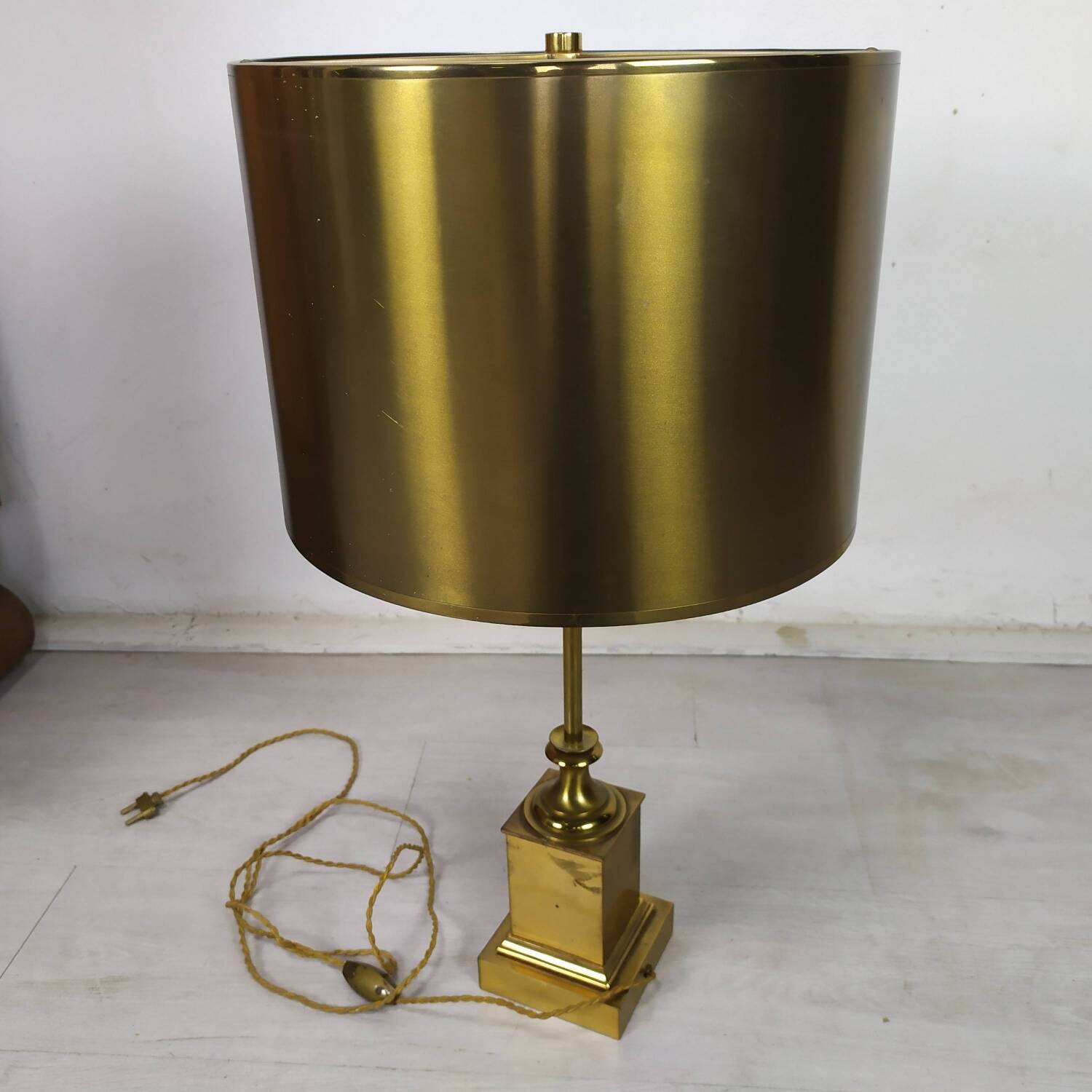 Gilded bronze lamp from Maison Charles