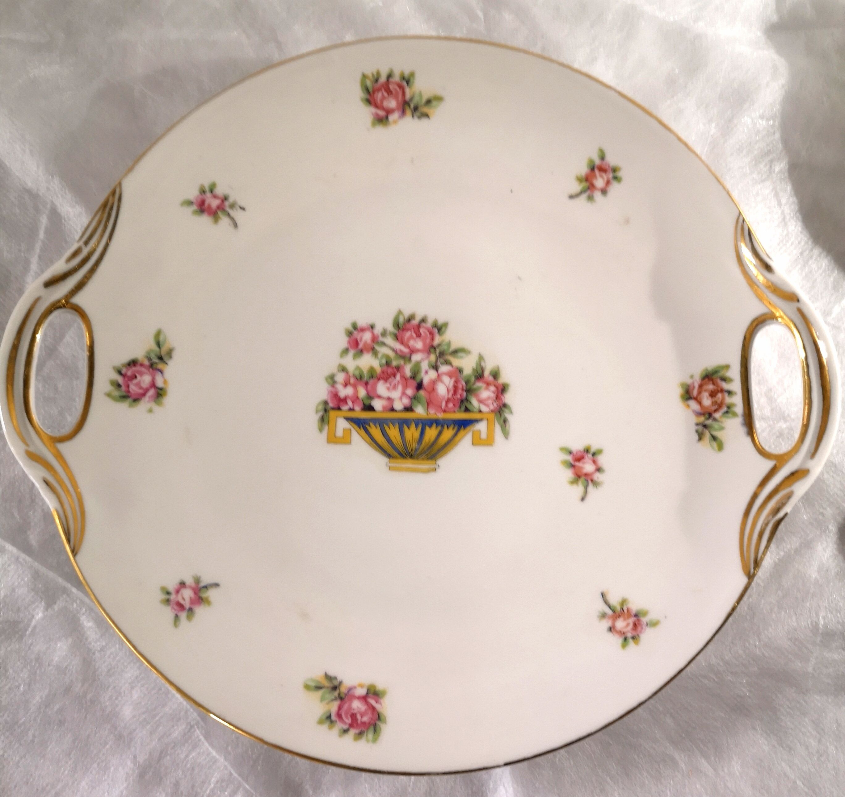 Rose decoration cake service