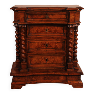 Oratoire renaissance - noyer