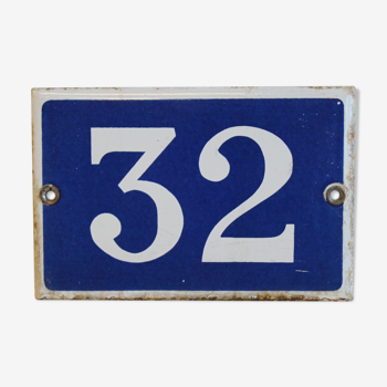 Plaque de rue émaillée, numéro 32