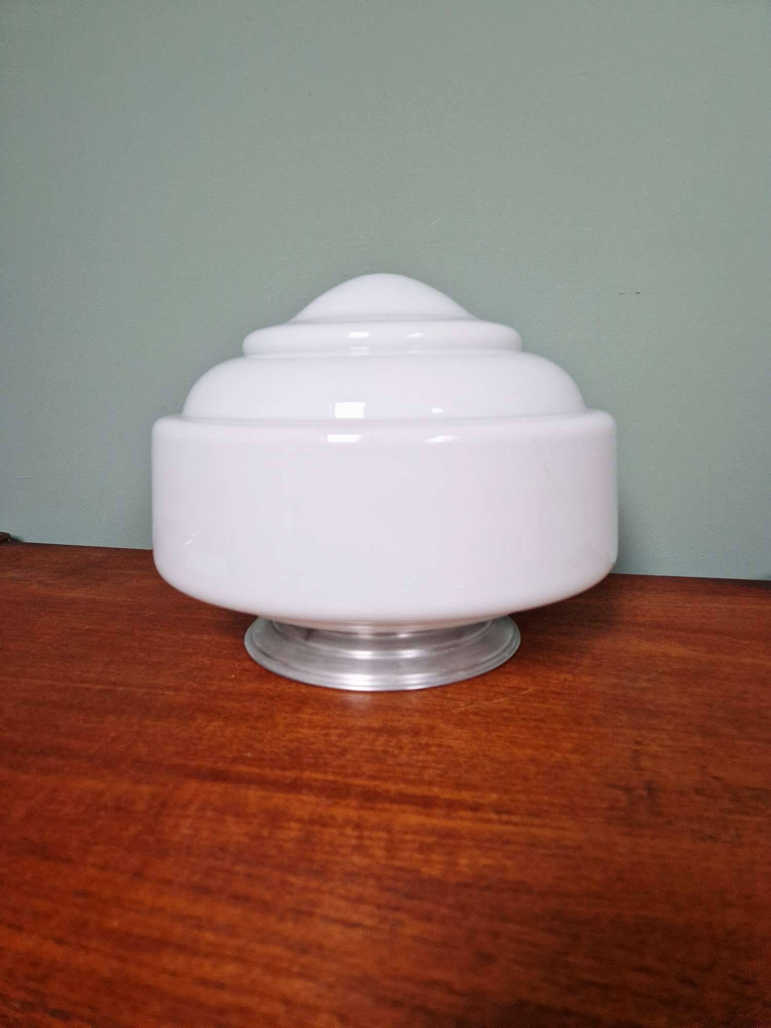 Plafonnier Art Déco en opaline blanche, années 1920-30