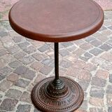 Old bistro guéridon table bar restaurant