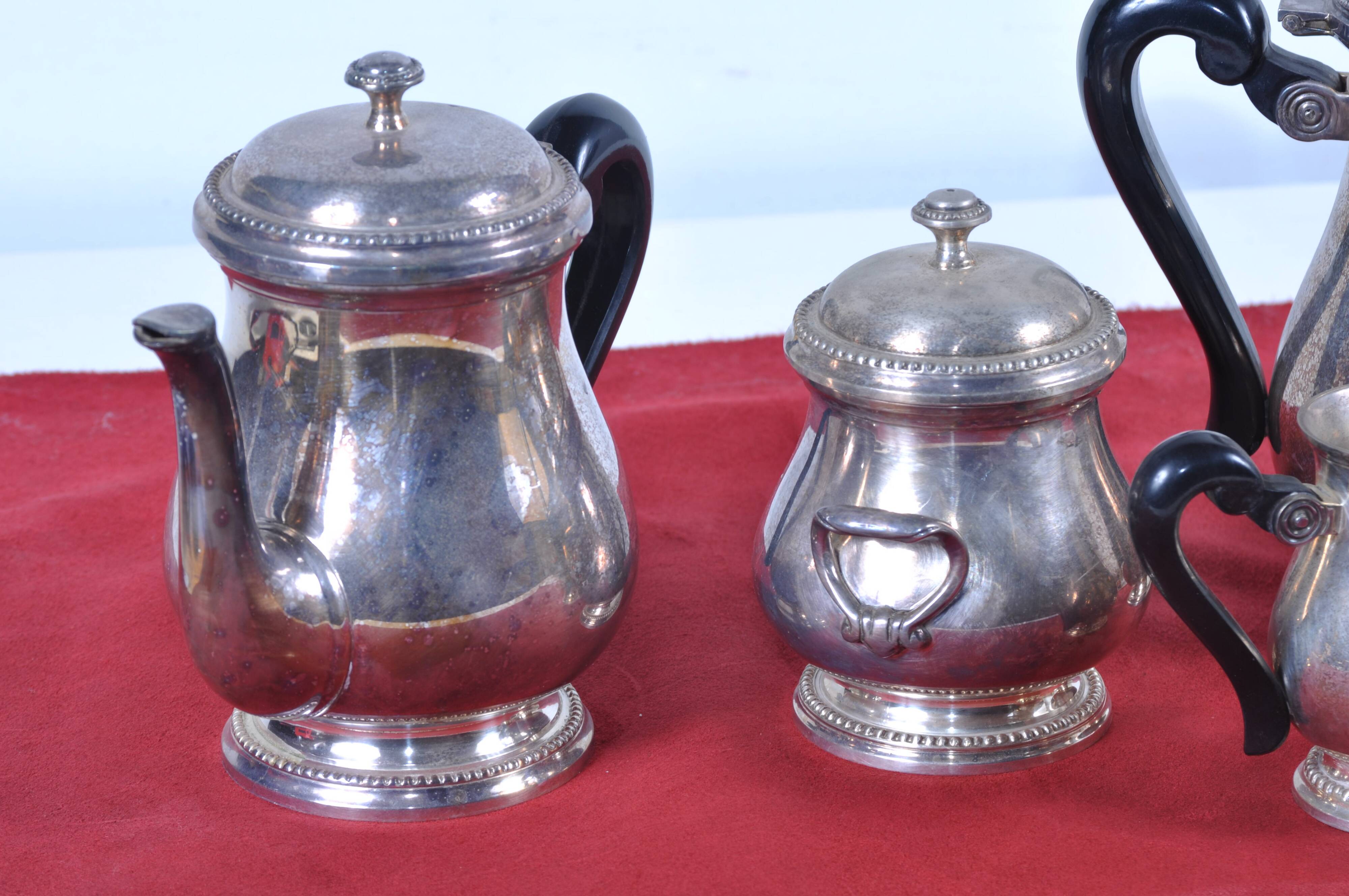 Service, tea, coffee, in silver metal François Frionnet