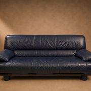 Leather sofa Nicoletti Salotti Italy Circa 1980