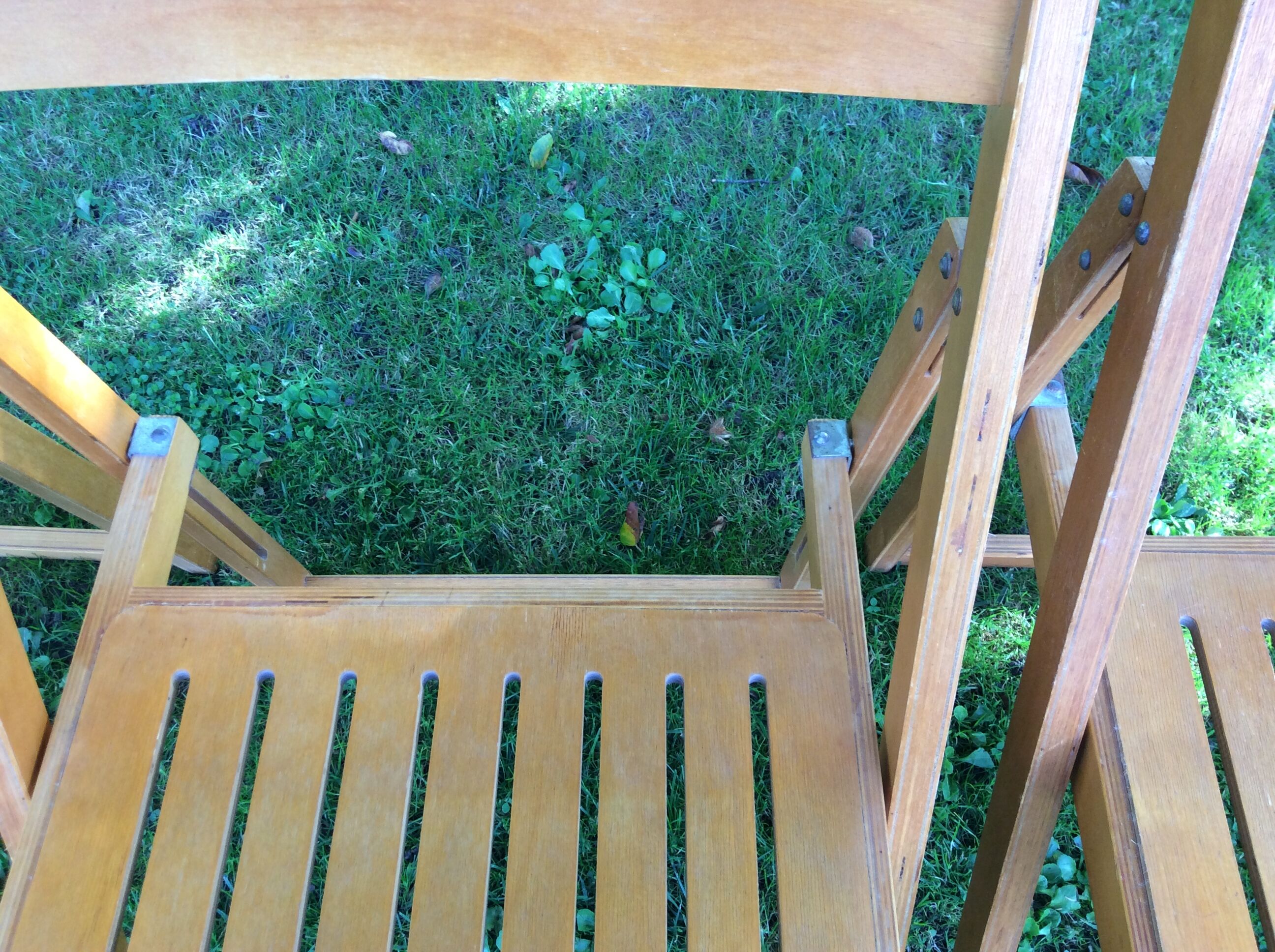 Series of 3 folding chairs