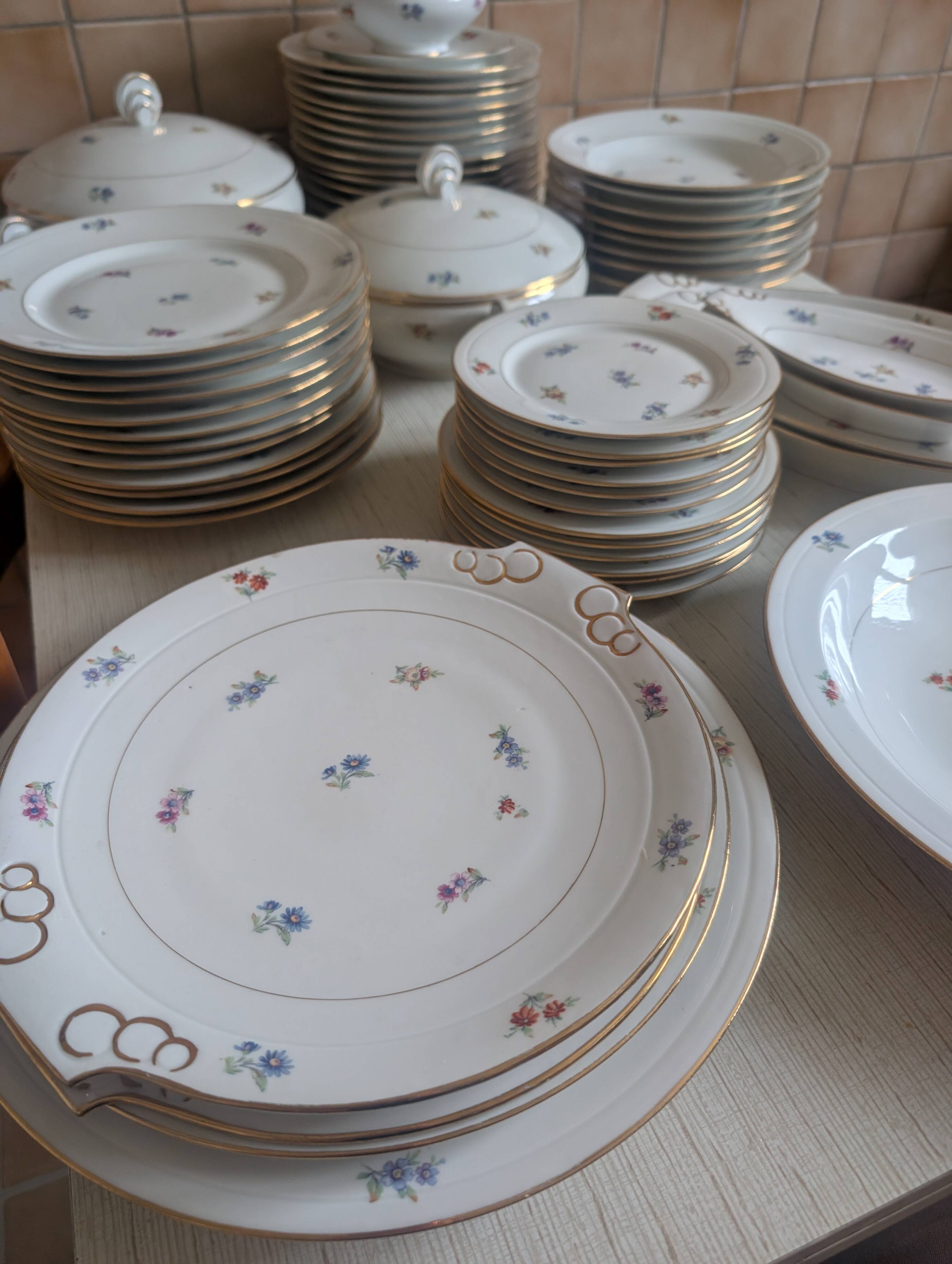 40s porcelain tableware from Limoges