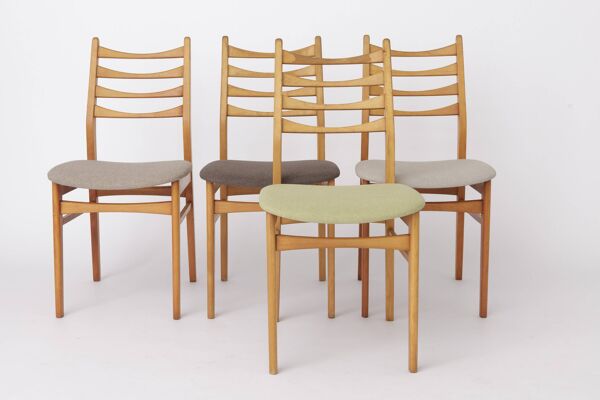 Ensemble de 4 chaises de salle à manger vintage années 1970 Allemagne, chaises en bois de hêtre, restaurées