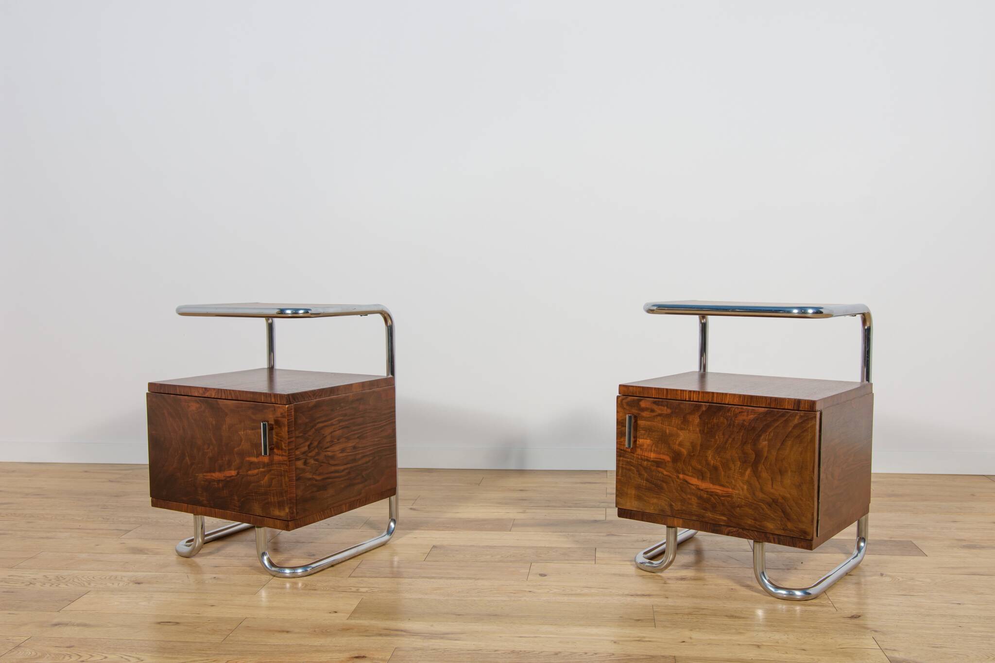 Mid-century nightstands Bauhaus from Mücke-Melder, 1930s, Czechoslovakia, set of 2